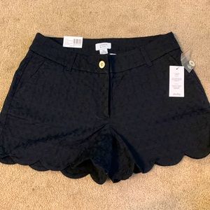 Crown & Ivy Scalloped Shorts
